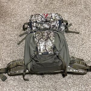 Badlands MRK3 Hunting Pack Meat Hauler Backpack Internal Frame Camouflage